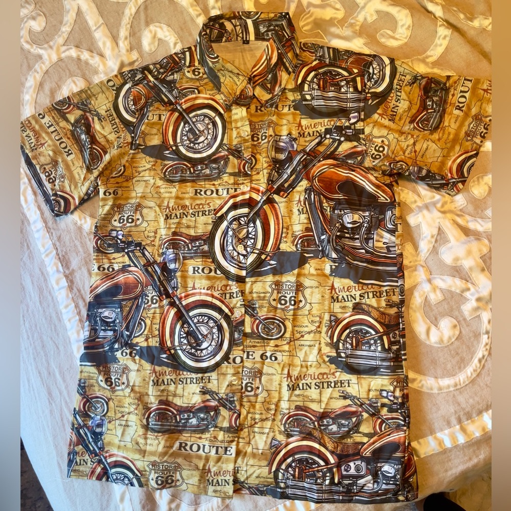Fun motorcycle printed never worn brand new condition men’s buttondown